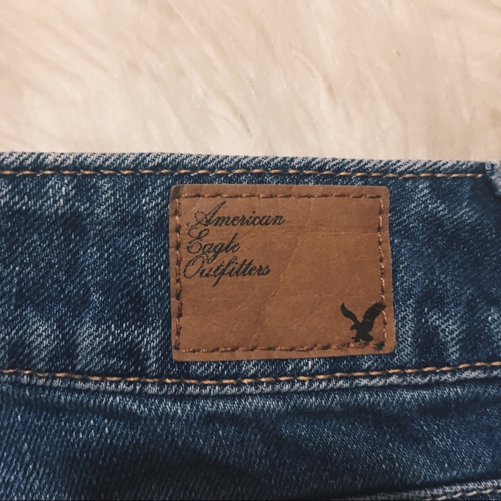 American Eagle Denim Shorts size 8 - Picture 4 of 6